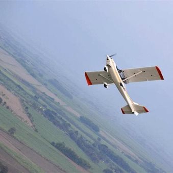 PTP y ACOPAER buscan 10 empresas para el desarrollo de proveedores en la industria aeronáutica colombiana
