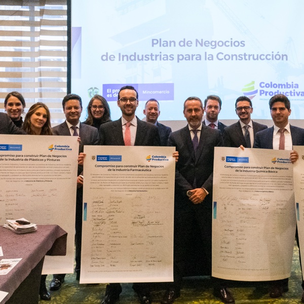 Con visión a 2032, inicia construcción de las hojas de ruta para acelerar el crecimiento de cuatro sectores