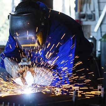 Busca empresas de industrias para la construcción, en seis departamentos